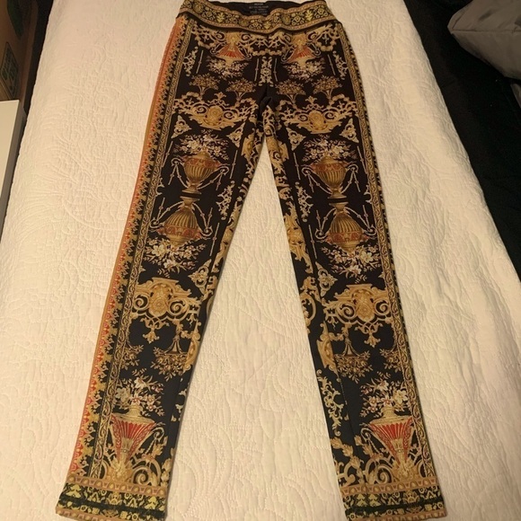 Fashion Style Pants pull on - Picture 2 of 6